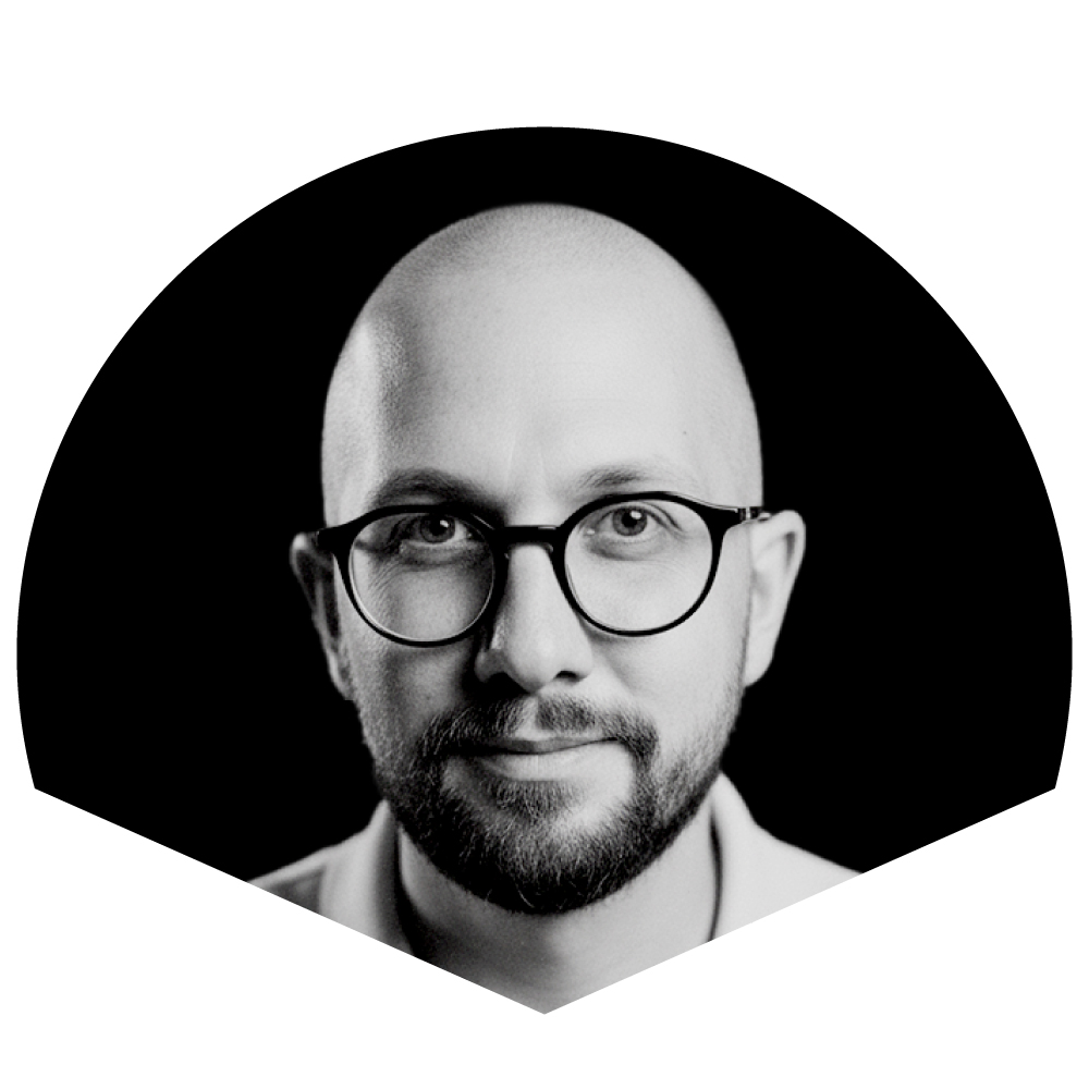 Renaud Hoedt - CEO - DA - Creative Designer - Graphiste - Periskop - Agence de communication - Studio graphique - Liège